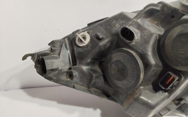 16298100 PEUGEOT Левая фара купить в Черкассы