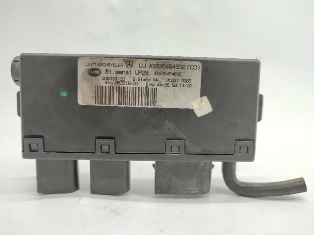 1635454832 MERCEDES купить в Ровно