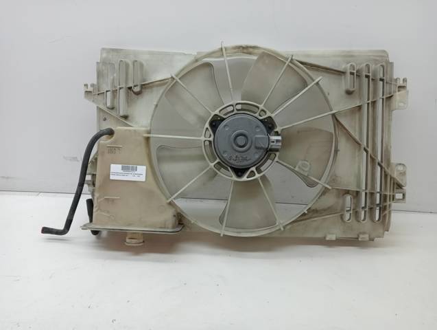 Ventilador (roda de aletas) do radiador de esfriamento esquerdo 163610D080 Toyota