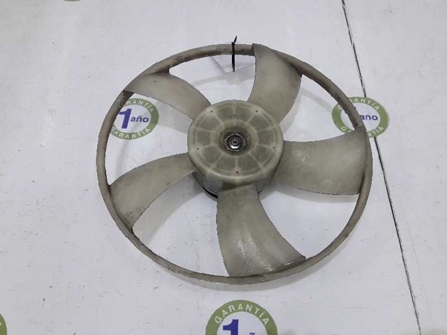 Motor direito de ventilador do sistema de esfriamento 1636328170 Toyota