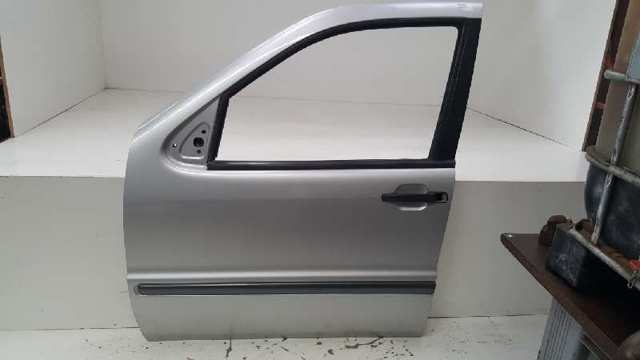 Porta dianteira esquerda Mercedes ML/GLE W163