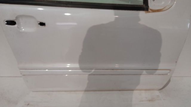 1637201605 MERCEDES Дверь передняя правая купить в Ужгород