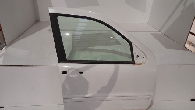 1637201605 MERCEDES Дверь передняя правая купить в Тернополь