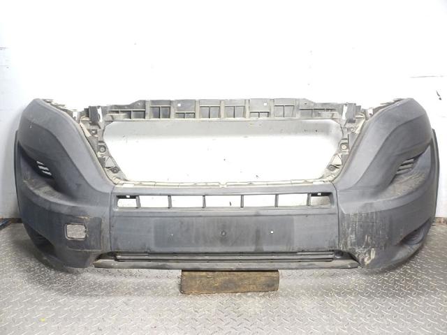PEUGEOT 1637293180 Бампер передний, правая часть в наличии Каменское