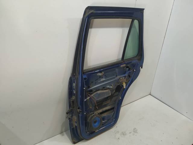 1637301605 MERCEDES Дверь задняя правая купить в Николаев