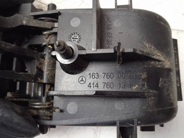 MERCEDES 1637600061 Ручка крышки багажника (двери 3/5-й задней) внутренняя в наличии Одесса