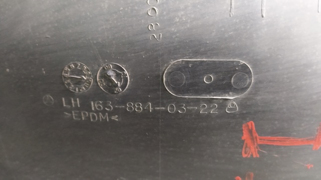 MERCEDES 1638840322 Подкрылок задний левый в наличии Тернополь