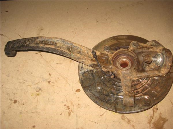 MERCEDES 1643302220 Цапфа передняя правая в наличии Черкассы