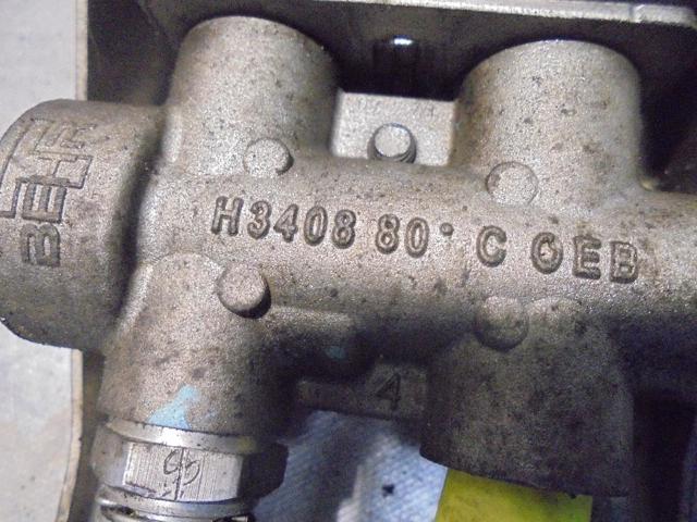 MERCEDES 1645002000 Масляный радиатор в наличии Ирпень