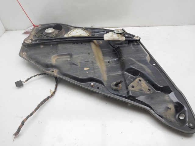 Regulador do vidro traseiro esquerdo para Mercedes-Benz GLE (W166) (2015-2018) 1647303179