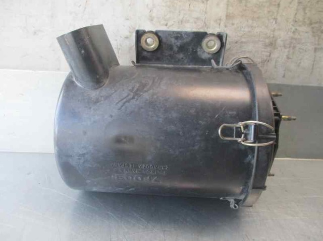 Caixa de filtro de ar Nissan Terrano 2 R20