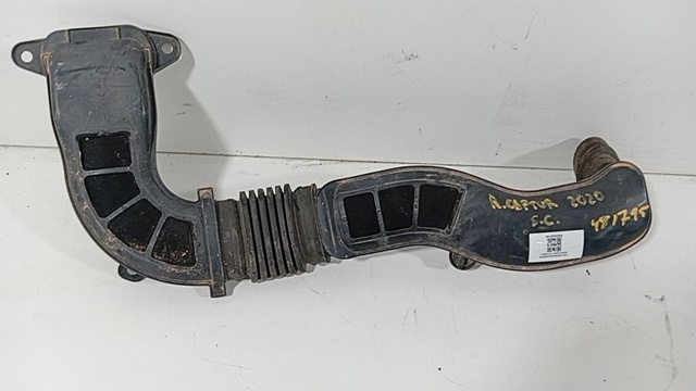 165555837R RENAULT Впускной патрубок воздушного фильтра купить в Николаев