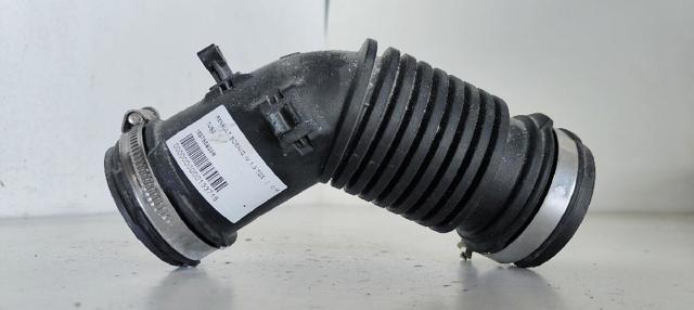 RENAULT 165755929R Патрубок воздушный, выход воздушного фильтра в наличии Николаев