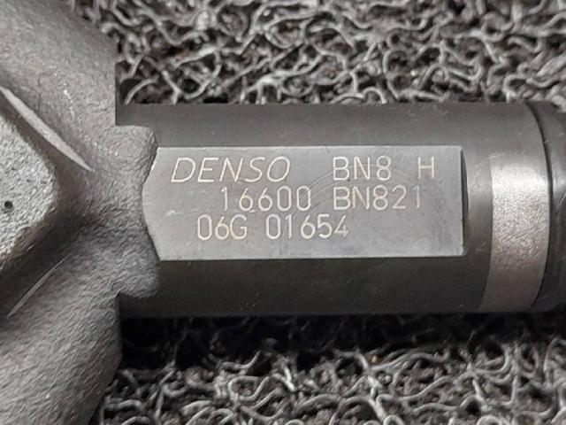 NISSAN 16600BN821 Форсунка впрыска топлива в наличии Львов