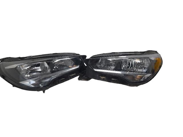 OPEL 166383561T Передний бампер в наличии Ирпень