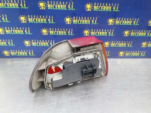 FORD 1666616 Фонарь задний правый в наличии Винница
