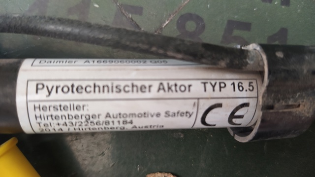 MERCEDES 1669060002 Пиропатрон петли капота в наличии Львов