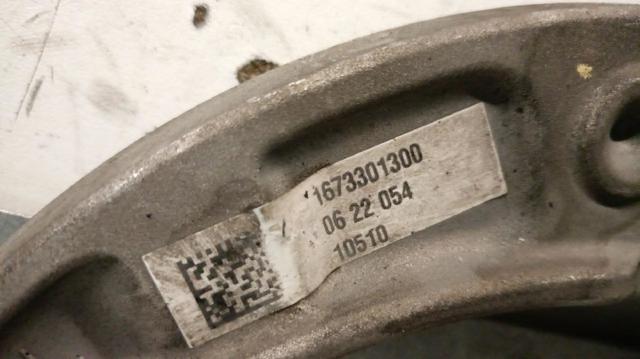 MERCEDES 1673301300 Рычаг передней подвески верхний левый в наличии Житомир