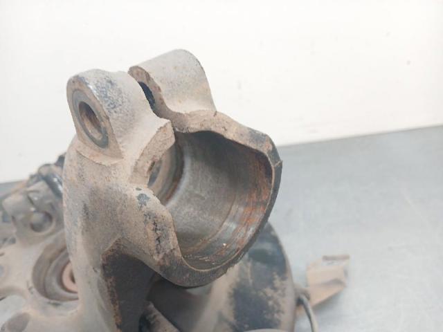 1674671 FORD Цапфа (поворотный кулак) передний левый купить в Каменское