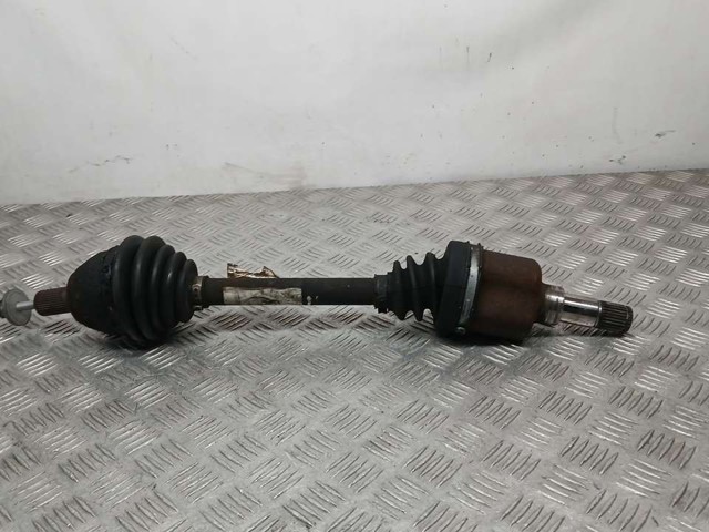 FORD 1682285 Полуось (привод) передняя левая в наличии Житомир