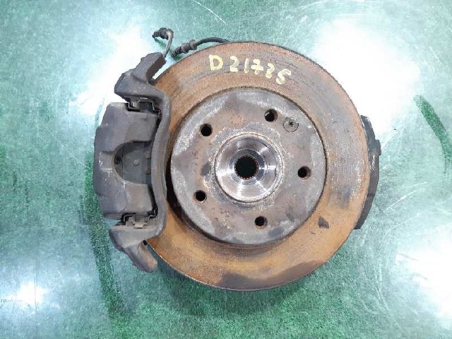 MERCEDES 1683301720 Цапфа (поворотный кулак) передний правый в наличии Запорожье