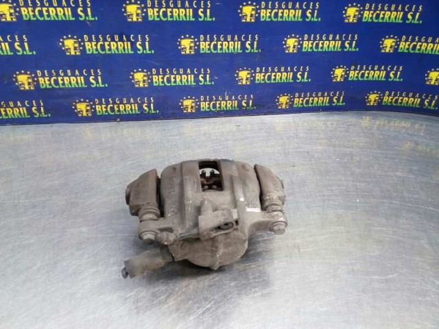 1684200183 MERCEDES Суппорт тормозной передний правый купить в Киев