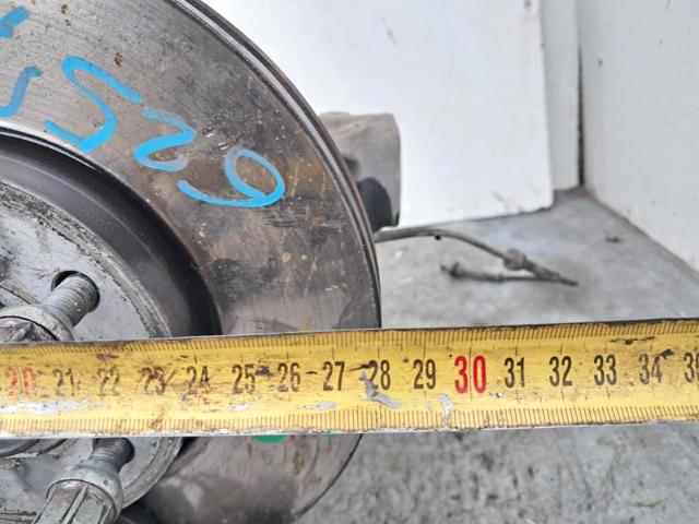 FORD 1686602 Цапфа (поворотный кулак) передний правый в наличии Николаев