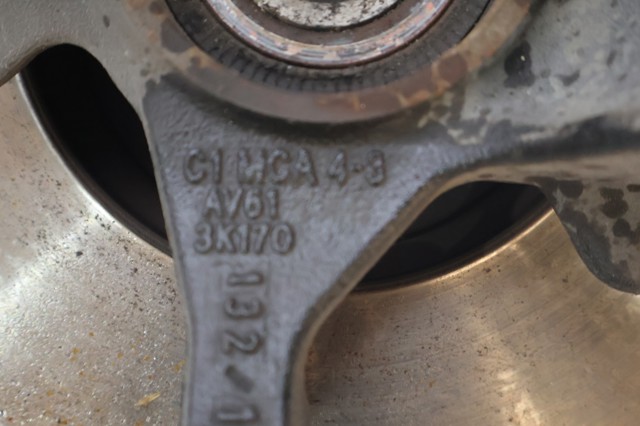 1686602 FORD Цапфа передняя правая купить в Полтава