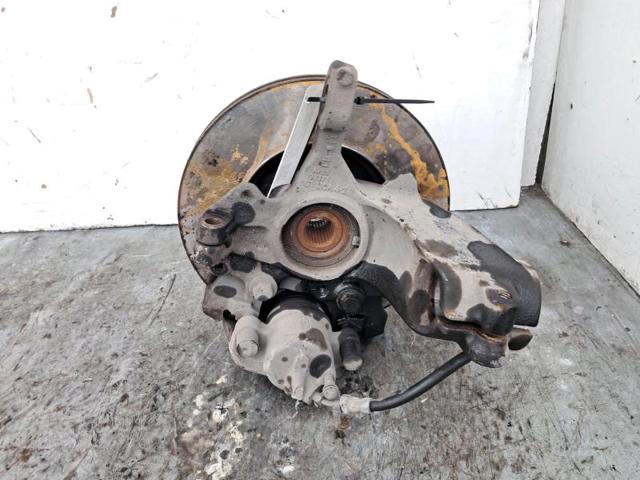 FORD 1686604 Цапфа (поворотный кулак) передний левый в наличии Житомир