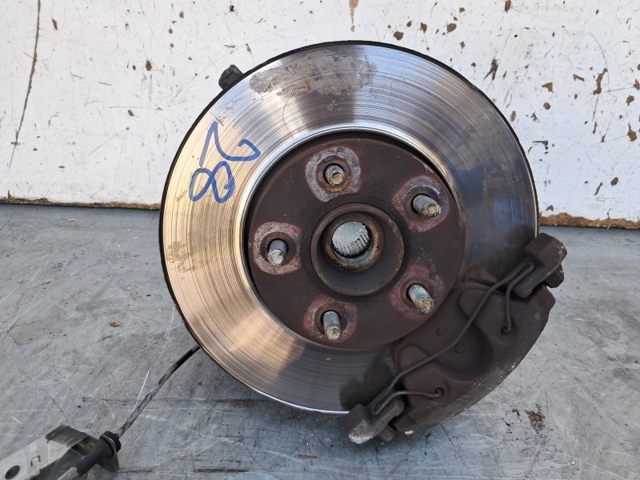 FORD 1686604 Цапфа передняя левая в наличии Ирпень
