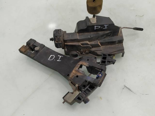 1687201935 MERCEDES Замок водительской двери купить в Черкассы