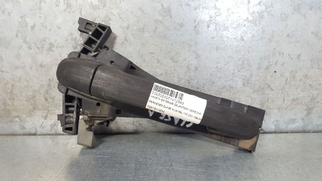 A1687601634 Держатель наружной ручки двери передней правой купить Сумы