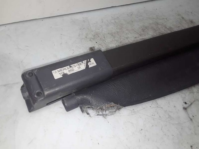 MERCEDES 1688600175 Шторка багажного отсека в наличии Львов