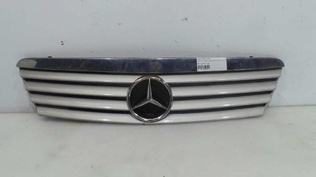 MERCEDES 1688801283 Решетка радиатора в наличии Каменское