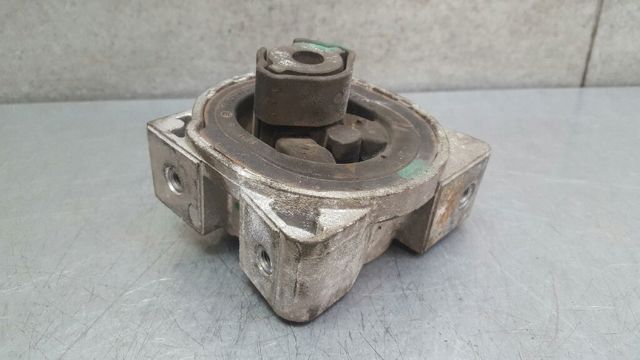 MERCEDES 1692401018 Подушка (опора) двигателя правая задняя в наличии Хмельницкий