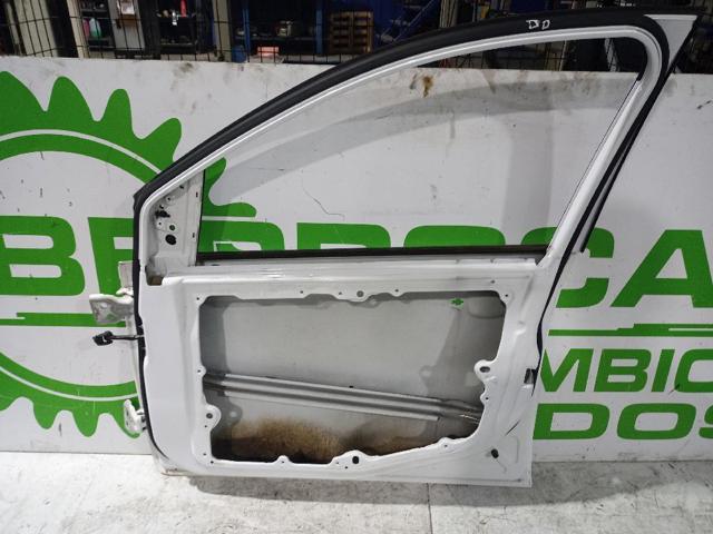 FORD 1692523 Дверь передняя правая в наличии Черновцы