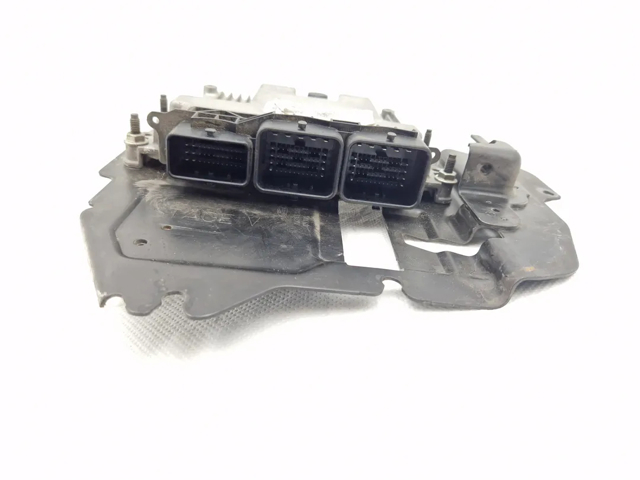 FORD 1696531 в наличии Запорожье