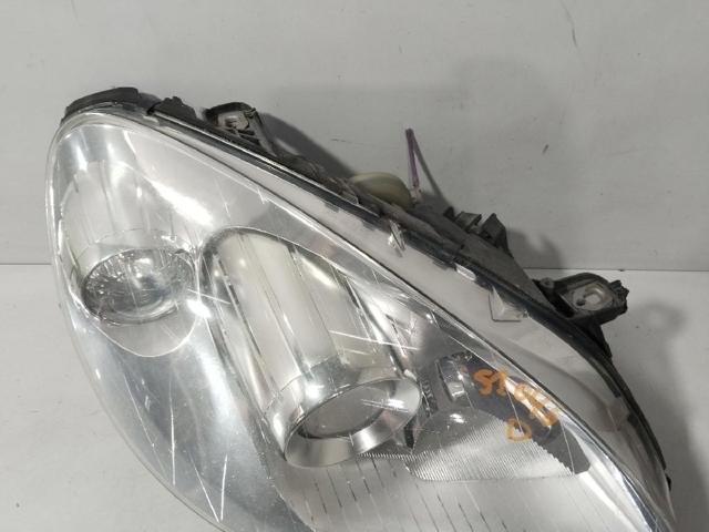 1698201861 MERCEDES Правая фара купить в Украина