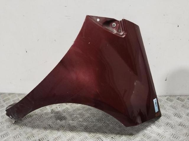 Pára-lama dianteiro direito 1698810201 MERCEDES