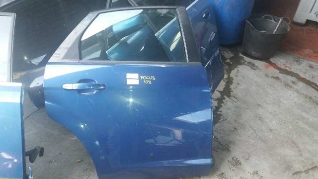FORD 1702402 Дверь задняя правая в наличии Черновцы