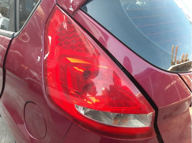 Luz traseira esquerda para Ford Fiesta VI 1.6 TDCI TZJA 1709553