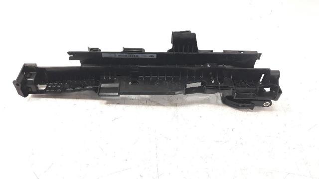 17118666839 BMW Кронштейн радиатора правый купить в Чернигов