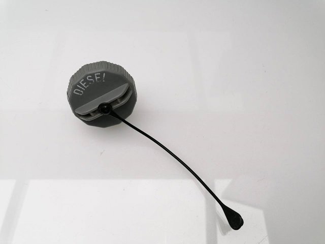 1711A009 MITSUBISHI Крышка бензобака купить в Николаев