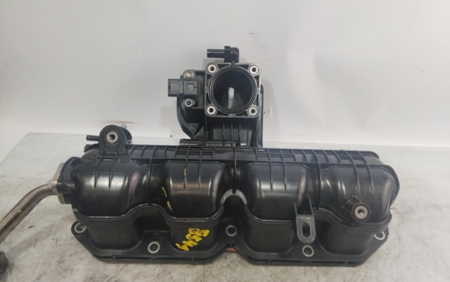 Tubo coletor de admissão Toyota Prius ZVW30