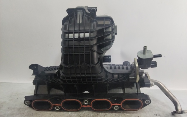 Tubo coletor de admissão Toyota Prius ZVW30