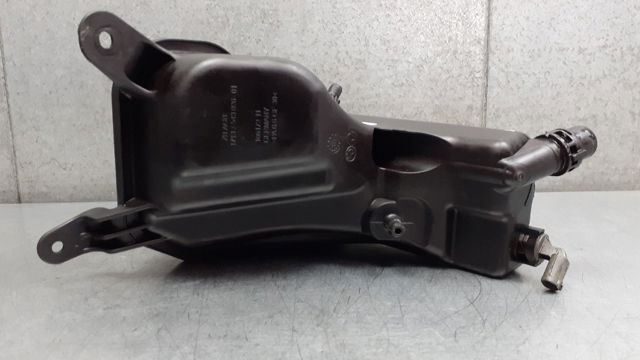 BMW 17137543026 Бачок системы охлаждения расширительный в наличии Ужгород