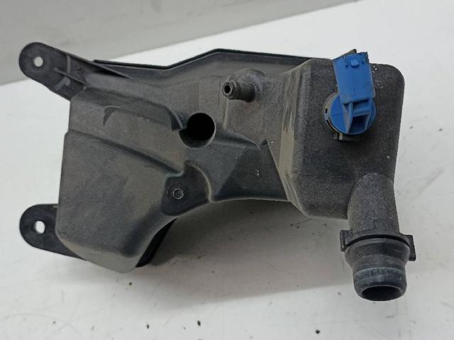 BMW 17137810592 Бачок системы охлаждения в наличии Тернополь