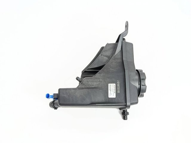 BMW 17138570079 Бачок системы охлаждения расширительный в наличии Каменское