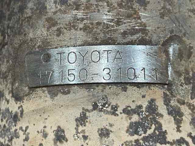 1715031011 TOYOTA Коллектор выпускной левый купить в Кривой Рог