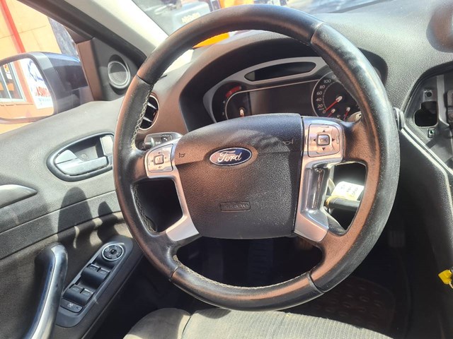Amortecedor dianteiro direito para Ford Mondeo Saloon (CA2) 2.0 Ghia TXBA 1718456
